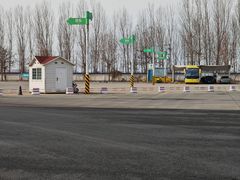 -藁城北服务区-停车场