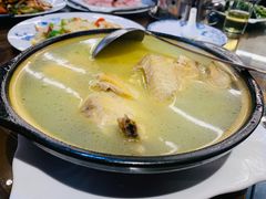-缘来聚·徽菜名店(黄山宏村店)