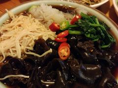 -闯关东东北农家菜(崂山石老人店)