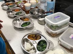 -抱抱熊托育中心(大悦城店)