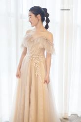-Lady  Jane高端婚纱礼服馆