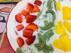 士多啤梨芒果绿茶拉面-甜心妈妈·榴莲星级糖水(北京路总店)