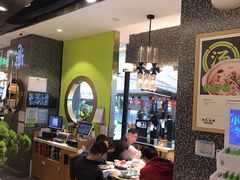 大堂-洪氏嗨捞·猪肚鸡火锅(阳光天地店)