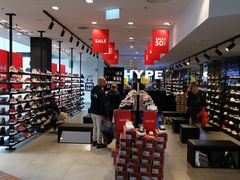 -伯肯黑德角名品折扣购物中心