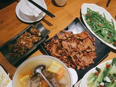 -隔壁老王·家常云南菜(花巷店)