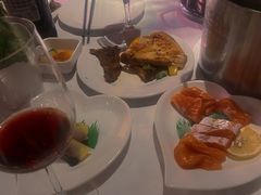 -领鲜活海鲜榴莲自助火锅(东门店)