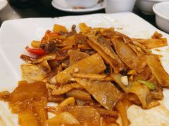 酸笋炒牛肉-美极鲜食坊(宝安南路店)