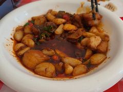 鮰鱼头鱼二吃—红烧-巴陵全鱼席(湖南老字号汴河街店 )