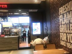 用餐区-汉堡王(砂之船奥莱店)