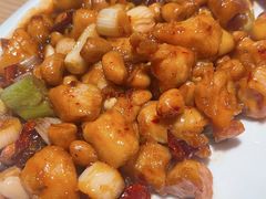 -渝信川菜 · 川味家常菜(财富购物中心店)