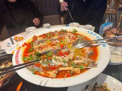 -坛宗剁椒鱼头(河西王府井店)