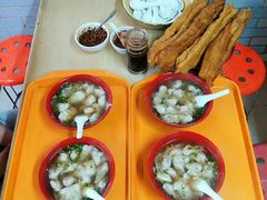 -张阿三馄饨店