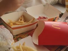 -麦当劳(欢乐谷店)