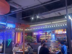 -钢管厂五区小郡肝串串香(蜀都万达店)