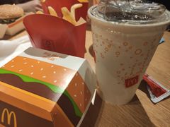 -麦当劳(中山公园龙之梦店)
