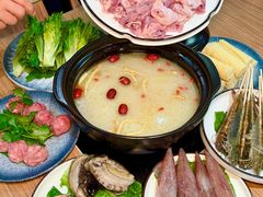 -荣基四海一家·家常菜·海鲜大排档(新安店)
