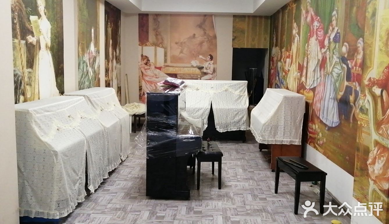 钢琴，教育机构