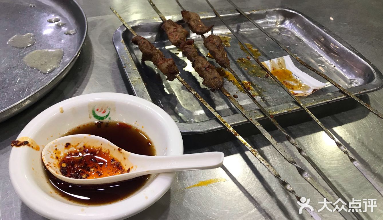 乌龙的就是就我一个人，这个羊杂汤确实超大一盆