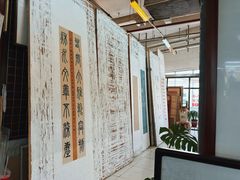 -花鸟鱼虫鲜花绿植市场(玉泉路店)