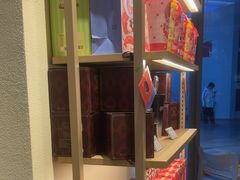 -奈雪的茶(青岛卓悦里INTOWN店)