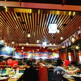 都是烤好了直接端上来，不用自己烤，很方便
