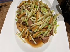 韭黄炒香干-莫山小馆(大石桥店)