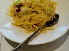 -云南荟·湖畔领宴(领事馆店)