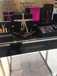 -YVESSAINTLAURENT