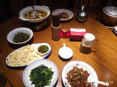-庭苑饭香·生态餐厅(动物园店)