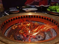 -山川小町·极番烧肉(新地假日广场店)