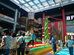 -蒙特利亲子乐园