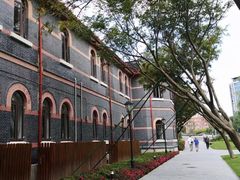 -华东政法大学(松江校区)