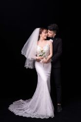 -易摄影婚纱摄影工作室