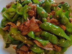 农家小炒肉-老板很二(吉大店)