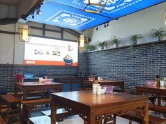 -唐师傅湘西名菜馆(武陵路店)