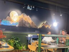 -鹿鸣山草本茶香火锅(园西路店)