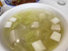 粉丝白菜豆腐汤-新新湘菜馆(新中街二条店)