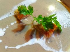 黑松露牛肝菌菇汤-MOJO•湖景音乐餐厅•Bar(湖滨店)