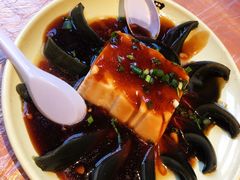 皮蛋拌豆腐-巴厘龙虾·榜首油焖大虾(青山店)