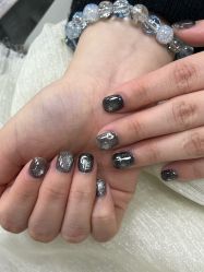 -芊屿芊浔美甲