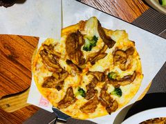 奥尔良鸡肉披萨-秀·爱尔兰餐吧(上海路店)