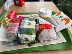 -麦当劳(展览路店)