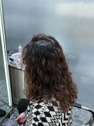 -Tloml salon