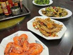 -岛中岛·海鲜大排档·万宁老字号(东澳店)