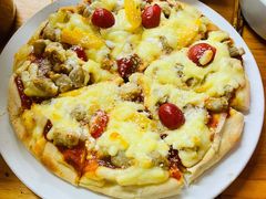 芝士牛肉披萨-炒豆合作社(东四总店)