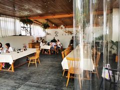 大堂-云里小坐·小院里·团建·宴请·下午茶(三圣乡店)