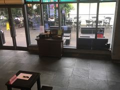 大堂-星巴克(南宁民歌湖店)