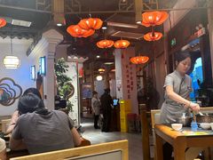 -万重锦·人文川菜馆(骡马市店)