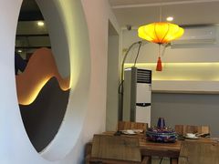 -毛辣果·贵州红酸汤牛肉火锅(西单店)