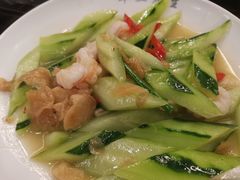 青瓜炒虾-草鱼先生潮州鱼生·虾生(新厦花园店)